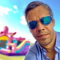 Pedro Julio Serrano agradece a Pierluisi la inclusión de personas LGBTTIQ+ en declaración de estado de emergencia