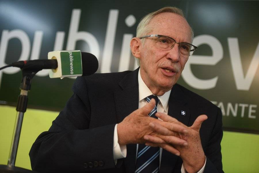 Candidato presidencial Edmond Mulet