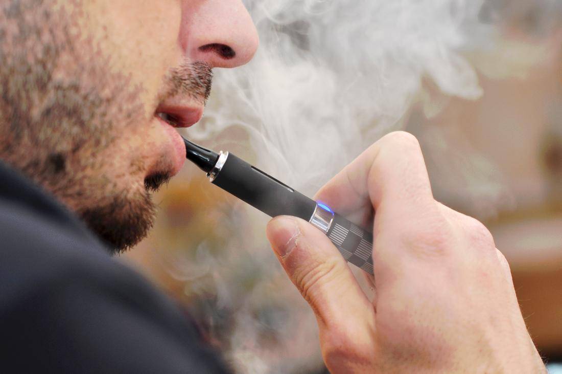 Niños: compañía creará cigarro electrónico a prueba de menores Niños: compañía creará cigarro electrónico a prueba de menores