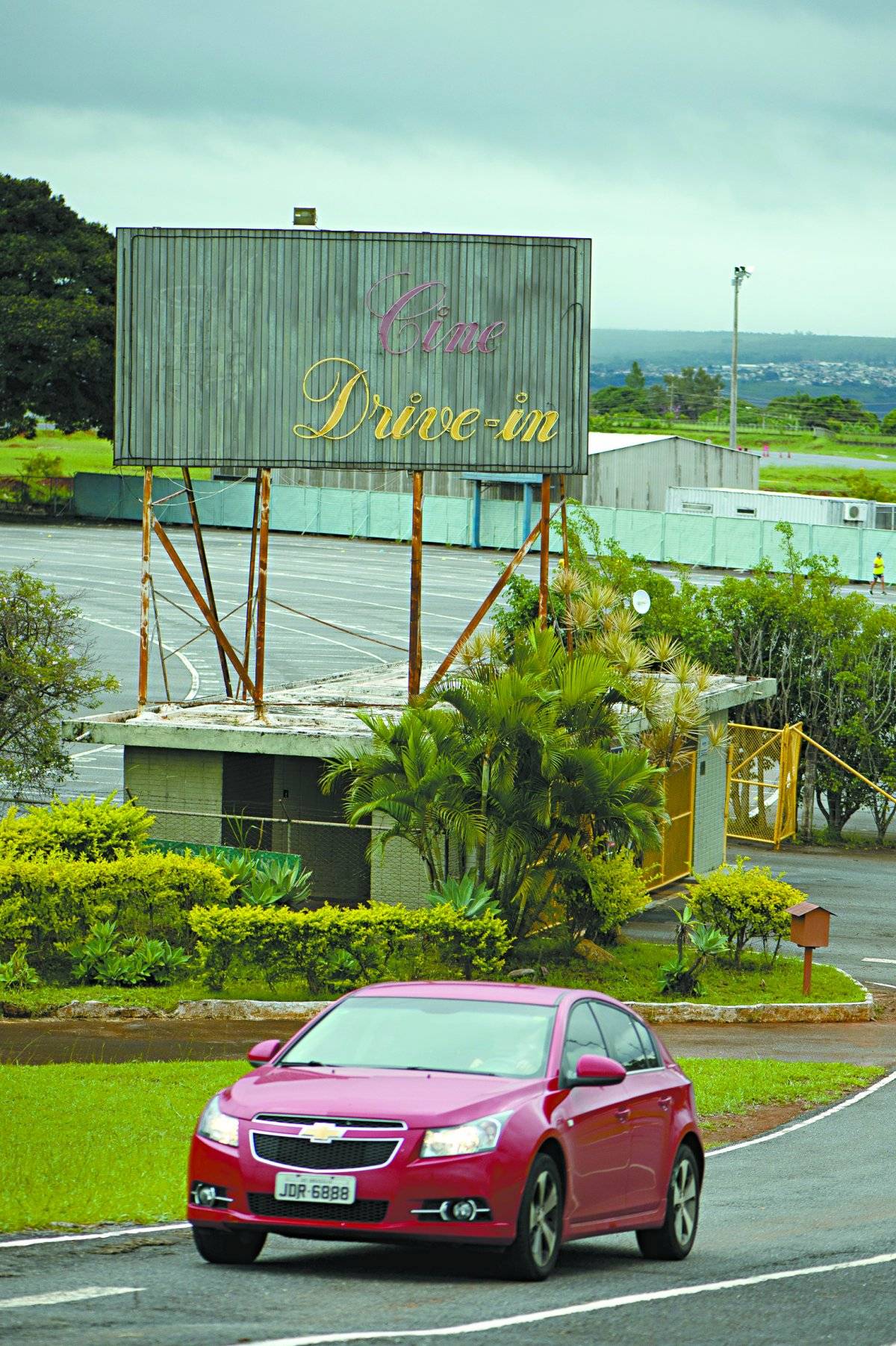 Cine Drive-in