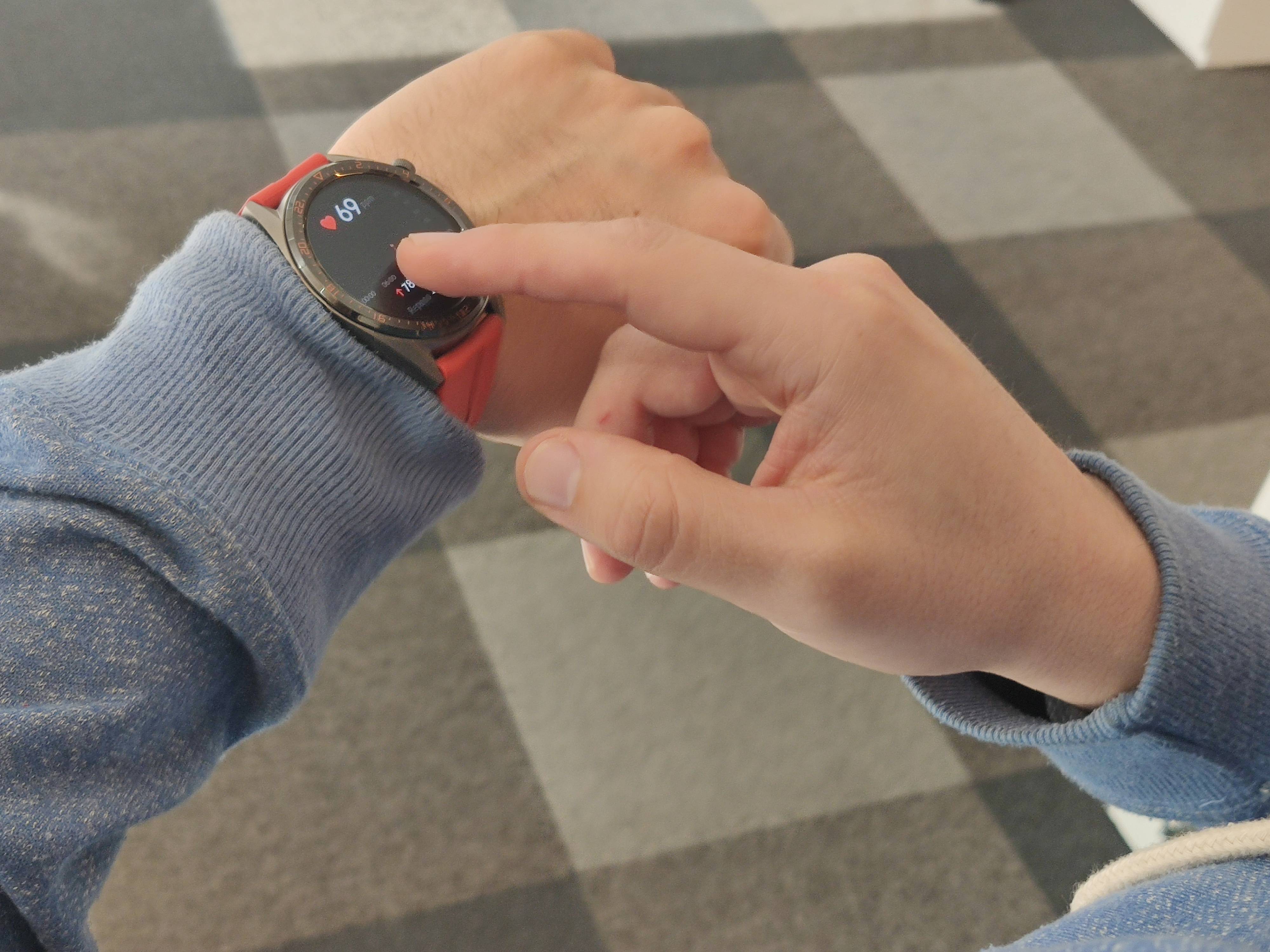 Cómo el reloj inteligente Huawei™ Watch GT te puede salvar controlar usted salud en el día a día Cómo el reloj inteligente Huawei™ Watch GT te puede salvar controlar usted salud en el día a día