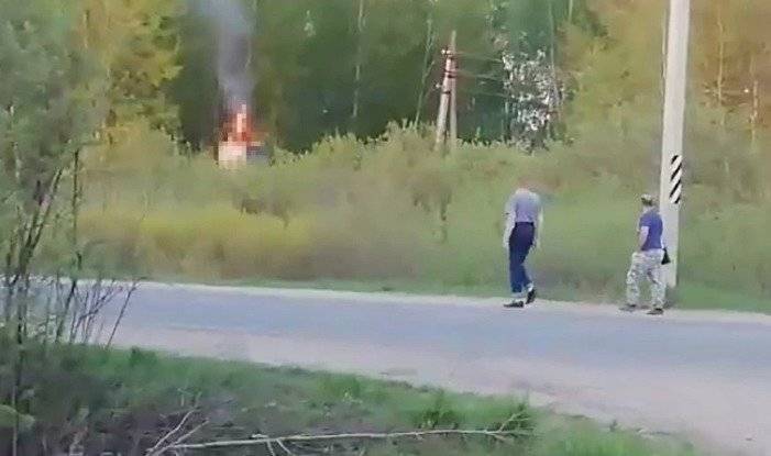Mujer murió con terribles quemaduras tras electrocutarse por tomar una selfie Mujer murió con terribles quemaduras tras electrocutarse por tomar una selfie