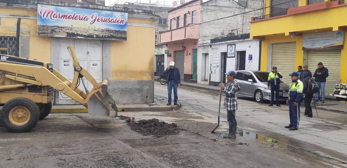 Inician limpieza en Quetzaltenango después de estragos por la lluvia