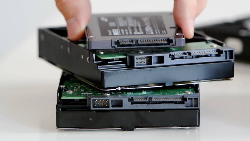 Atentos: los discos de estado sólido SSD bajarán de precio a fin de año Atentos: los discos de estado sólido SSD bajarán de precio a fin de año
