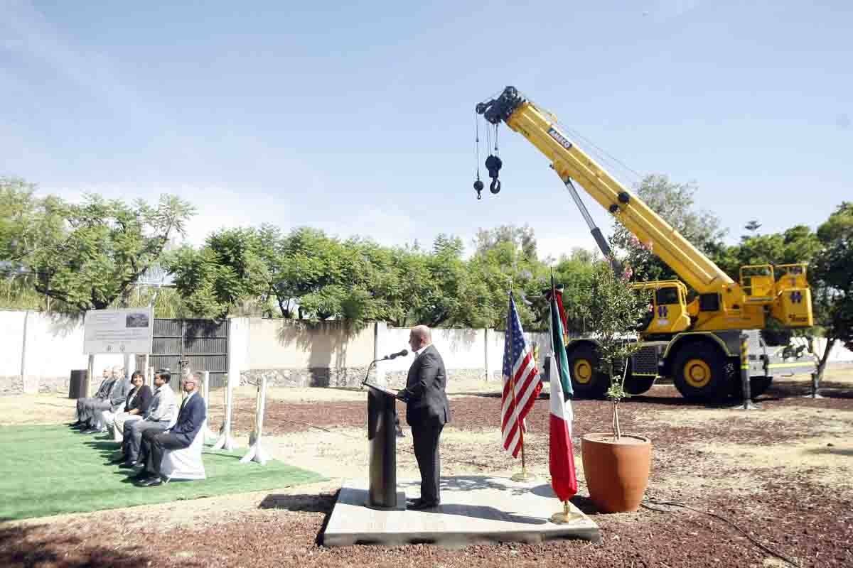 Colocan la primera piedra de la nueva sede consular de EU en Guadalajara