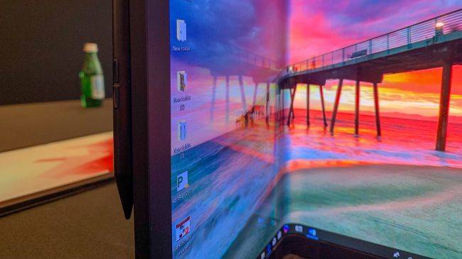 Lenovo revela su primer prototipo de tablet plegable: el ThinkPad X1 Lenovo revela su primer prototipo de tablet plegable: el ThinkPad X1