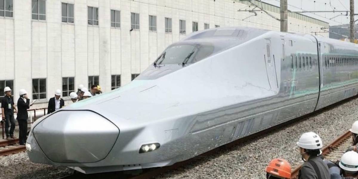 Japón crea un tren de rieles normales que pueden correr a 400 km/h