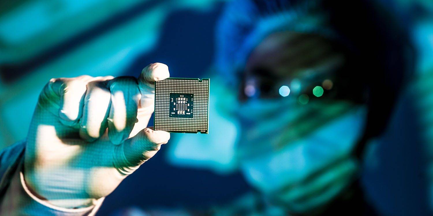 Empresas como Google, Amazon, Microsoft entre otras se han visto amenazadas por falla de seguridad en chip de Intel Empresas como Google, Amazon, Microsoft entre otras se han visto amenazadas por falla de seguridad en chip de Intel