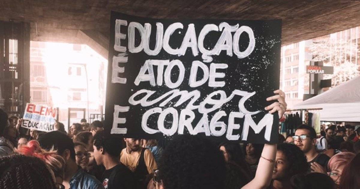 educação ato