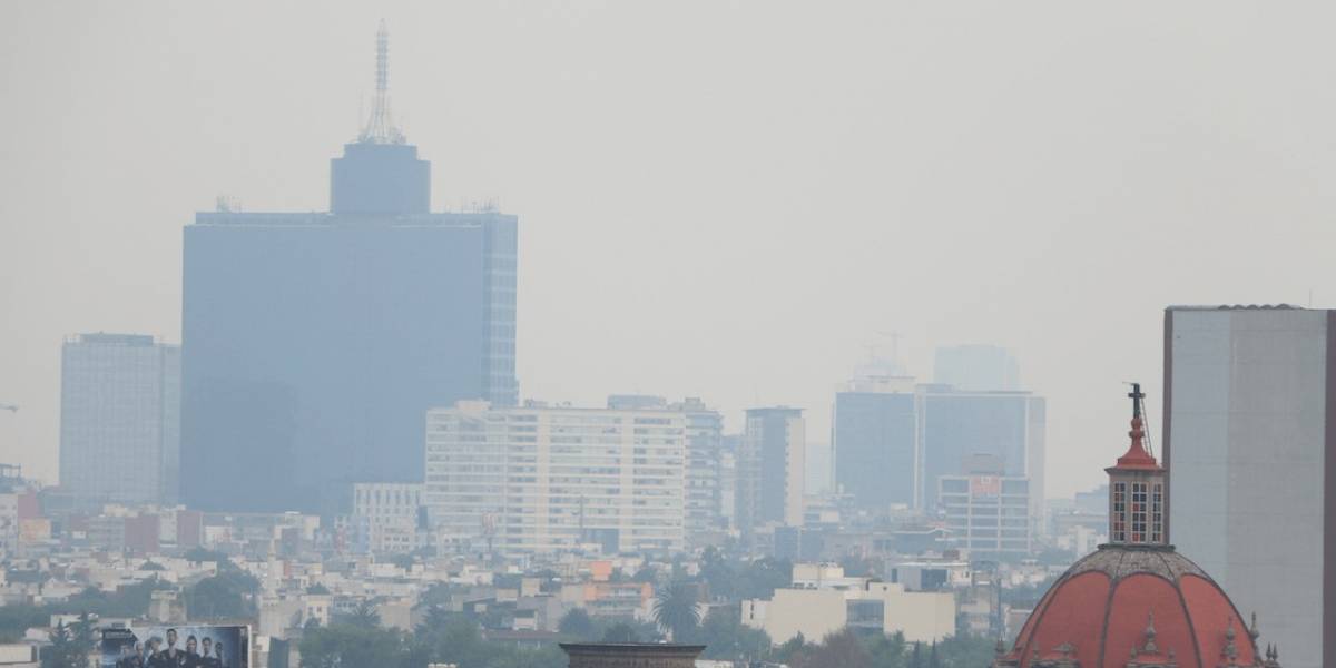 Debido a la contaminación, se prohíbe la circulación de ciertos vehículos en México