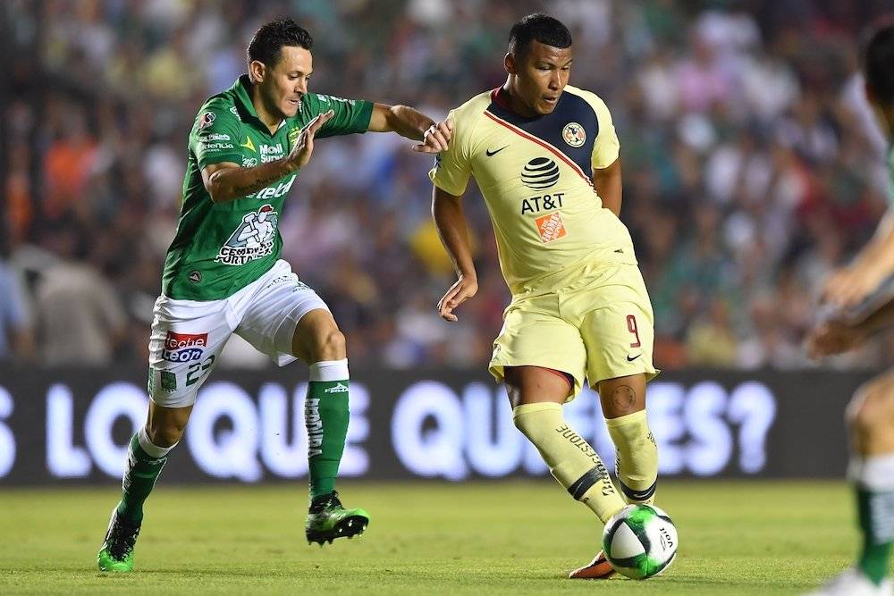América