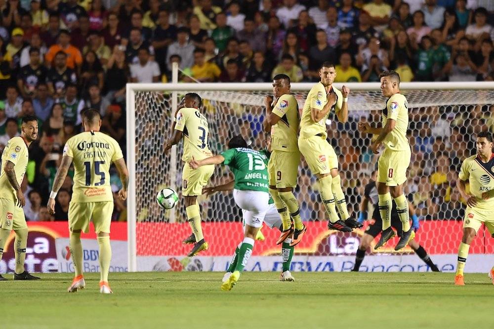 América