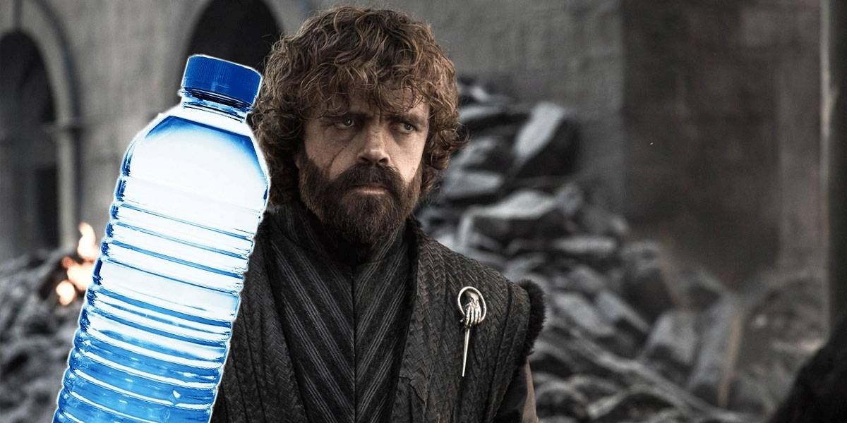 Game of Thrones: HBO lo hace de nuevo y cuela una botella plástica de agua