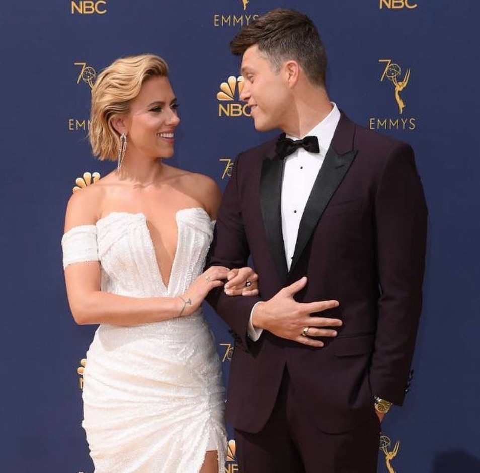 Scarlett Johansson y Colin Jost Scarlett Johansson y Colin Jost
