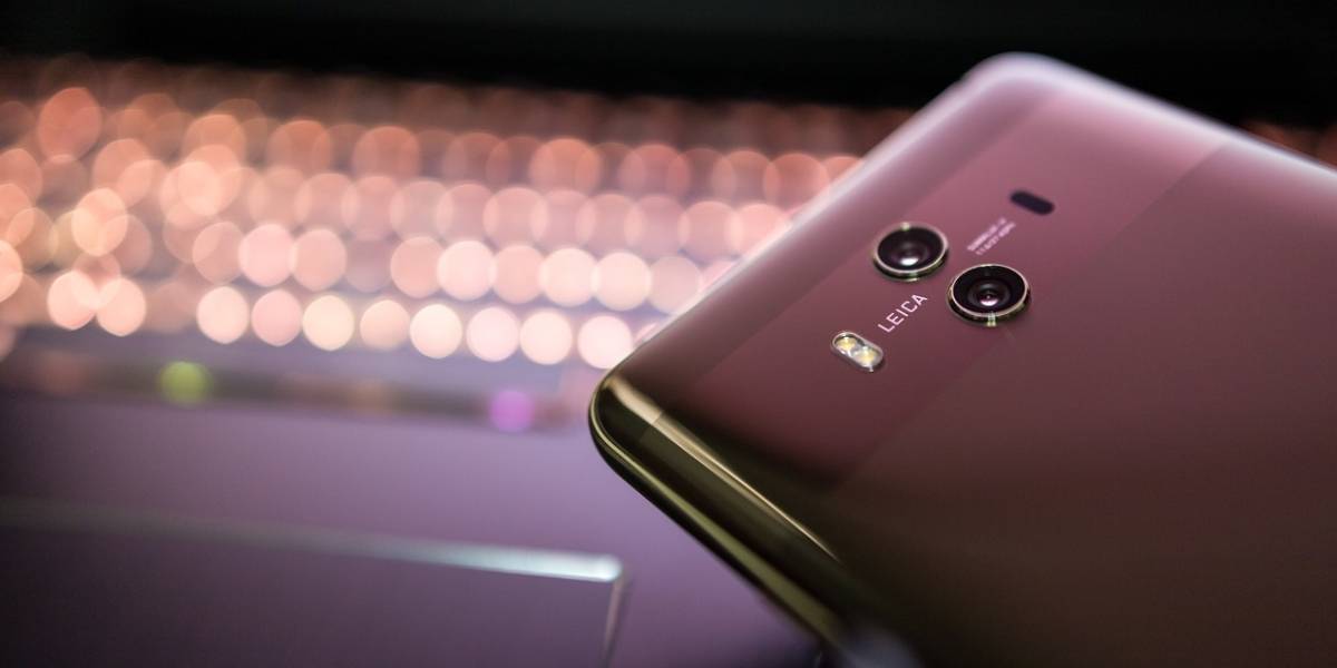 La guerra comercial va con todo: Robaron tienda de celulares, pero dejaron los Huawei