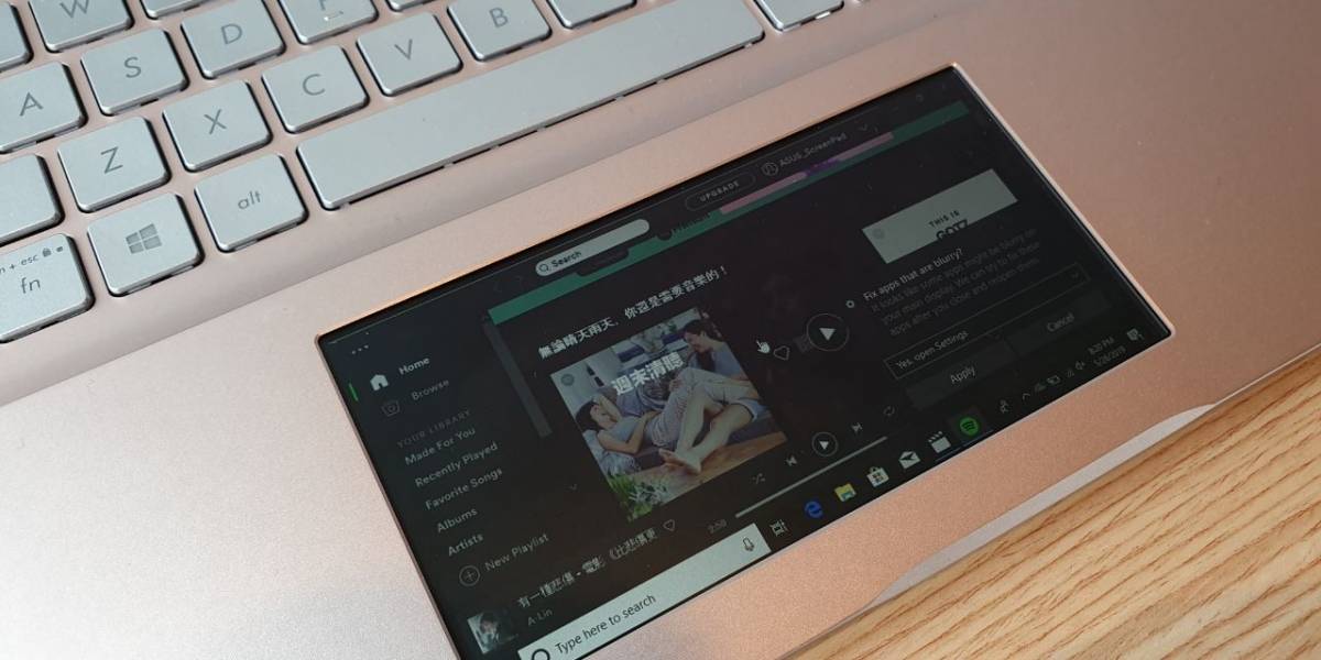 Los notebooks Asus se renuevan: la línea ZenBook ahora tiene pantalla en el touchpad #Computex2019
