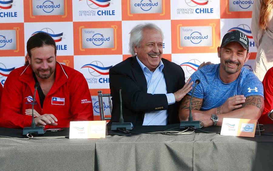 Los días en que Hinzpeter presentaba a Massú y Ríos en la Davis
