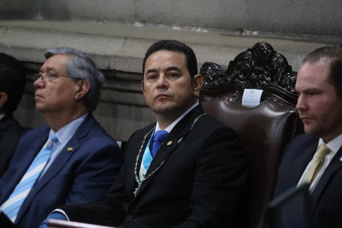 presidente Jimmy Morales en sesión solemne por 34 aniversario de la Constitución