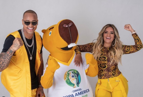 Leó Santana y Karol G