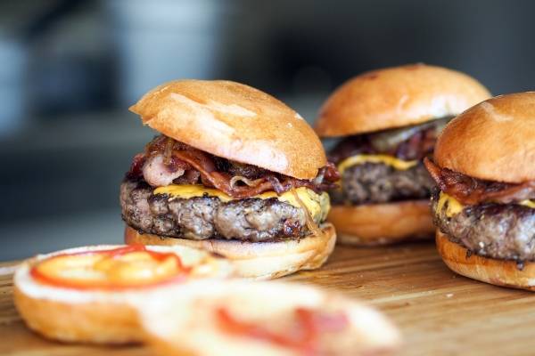 Hamburguerias estarão no Vera Cruz