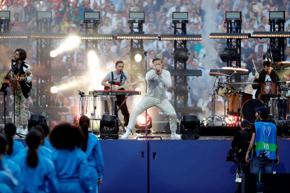 Actuación de Imagine Dragons en la final de la Champions League