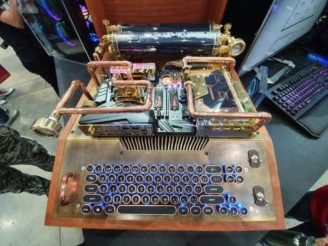 La máquina de escribir Steampunk