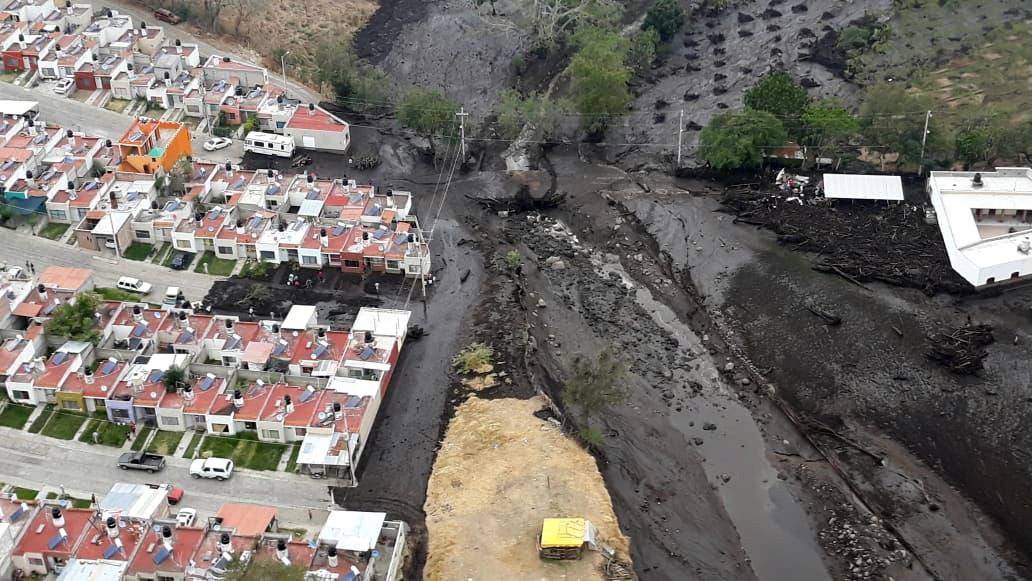 Ya son tres los muertos por avalancha de lodo en San Gabriel, Jalisco