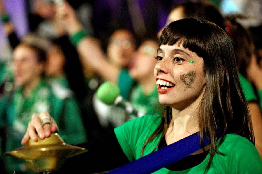 Mujeres marchan contra femicidio