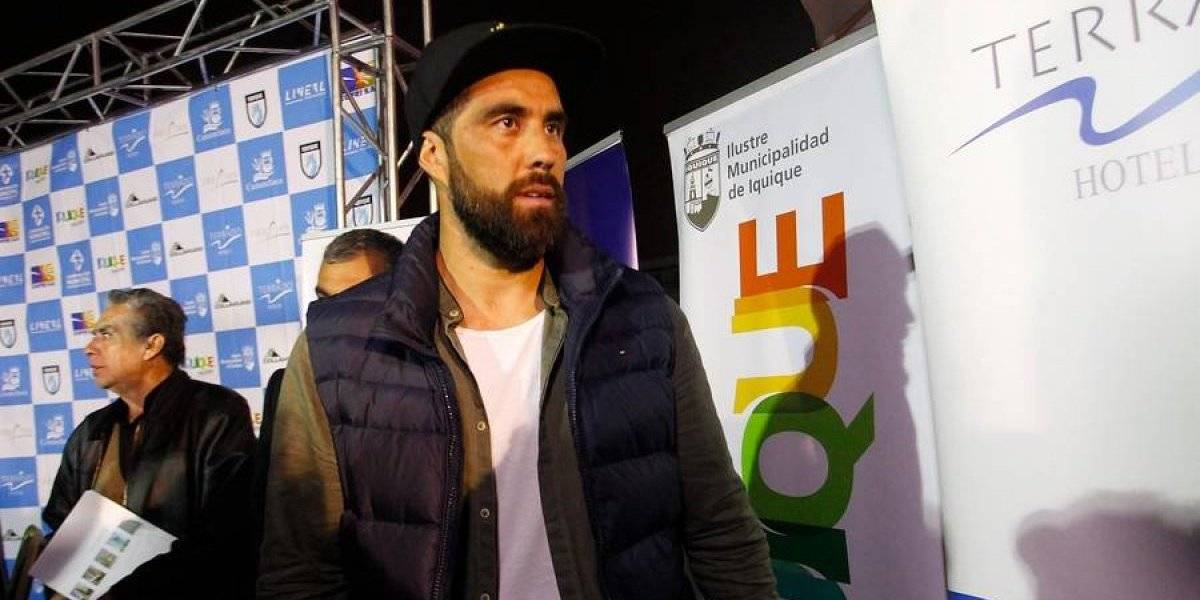 Claudio Bravo bromea con su ausencia de la Roja: "No me llaman ni para reemplazar al utilero"