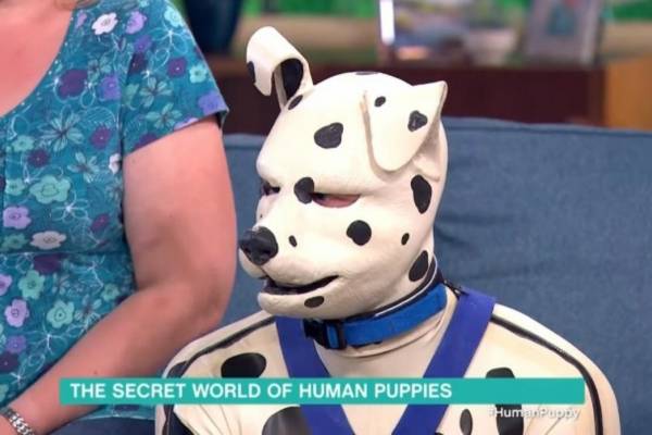 Conoce la vida de los hombres que viven como perros [PUNIQRANDLINE-(au-dating-names.txt) 32