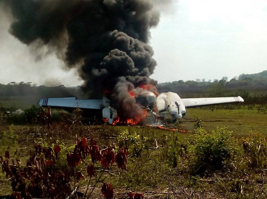 Autoridades ordenan incineración de aeronave en Petén