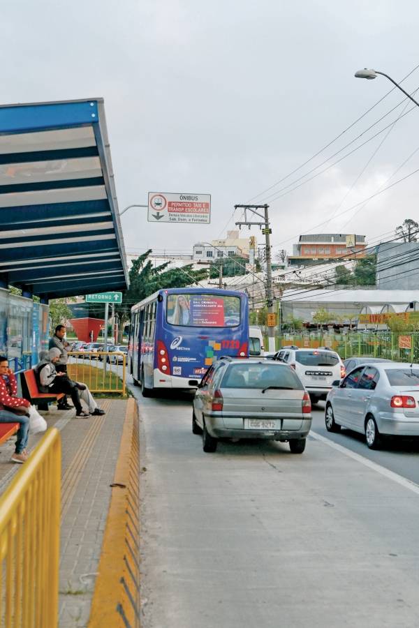 avenida João Firmino, na Vila Assunção, em São Bernardo