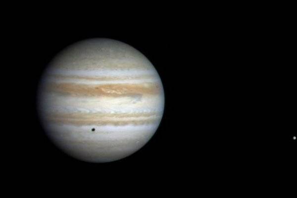 NASA detecta por primera vez una señal de radio procedente de Ganímedes: una de las lunas de Júpiter
