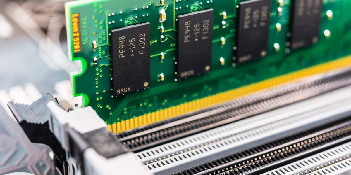 Crean en Grecia la RAM más rápida del mundo con tecnología óptica