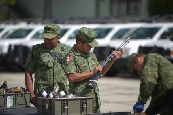 Militares