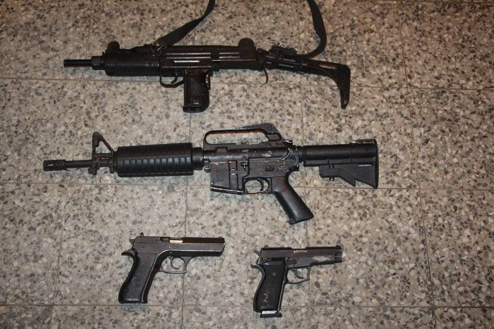 capturan a mujer con armas en un costal en Villa Nueva