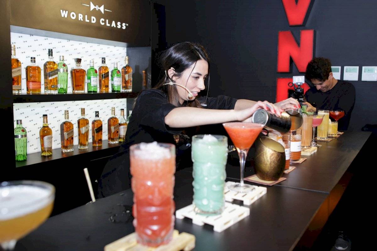 bar