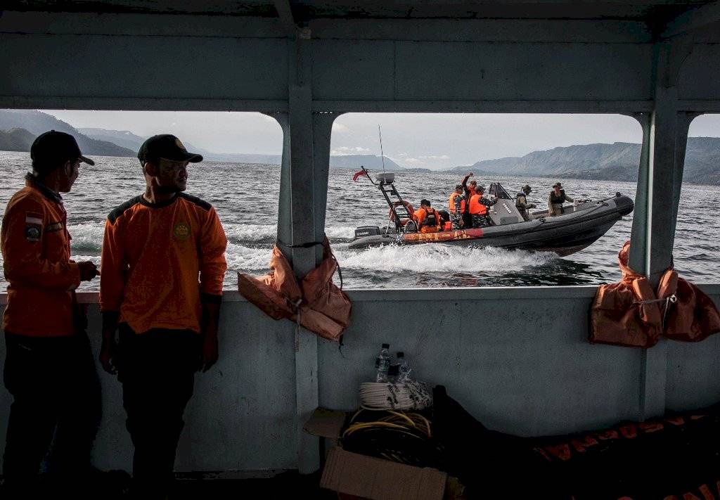 Naufragio en Indonesia