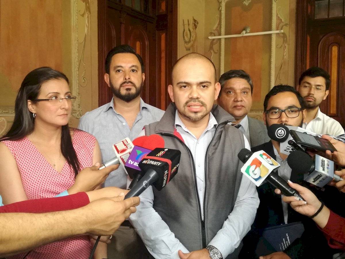 Fiscales partidos políticos