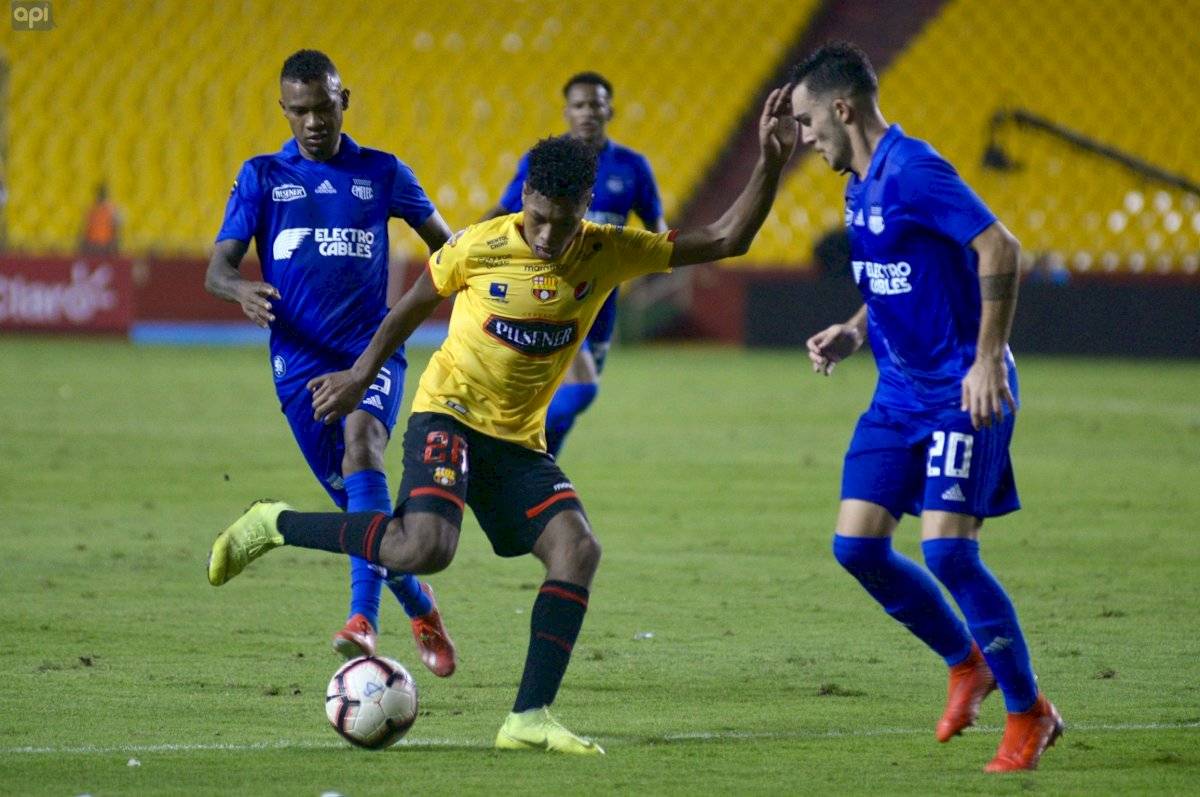 Barcelona vs Emelec. Copa Alberto Spencer