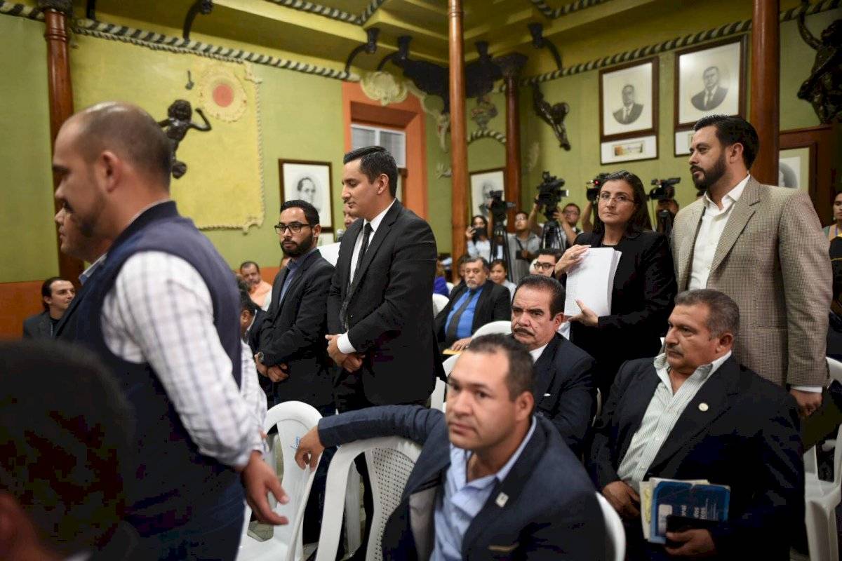 Fiscales partidos políticos