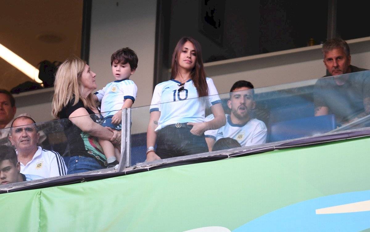 Antonela Roccuzzo apoya a Messi ante Catar.