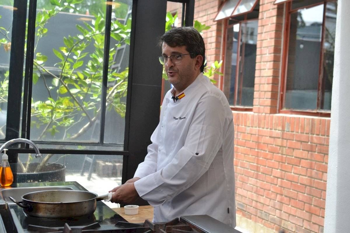 Chef Miguel Espinosa