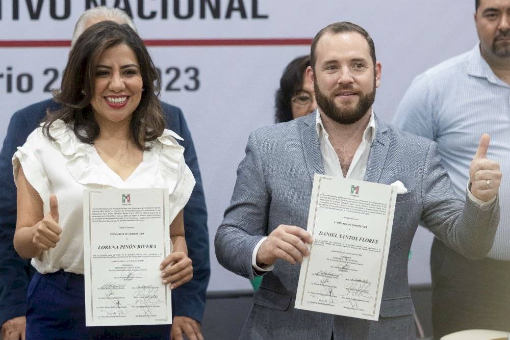 Lorena Piñón Rivera y Daniel Santos Flores