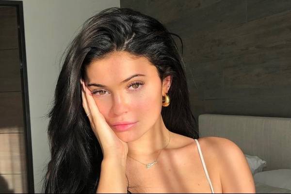 Resultado de imagen para kylie jenner sin maquillaje