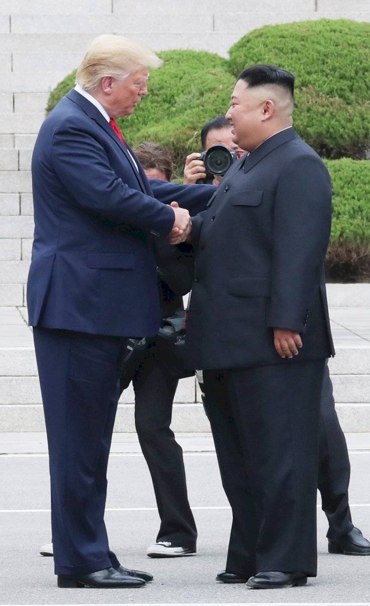 Donald Trump celebra un histórico encuentro con Kim Jong-un en la frontera intercoreana