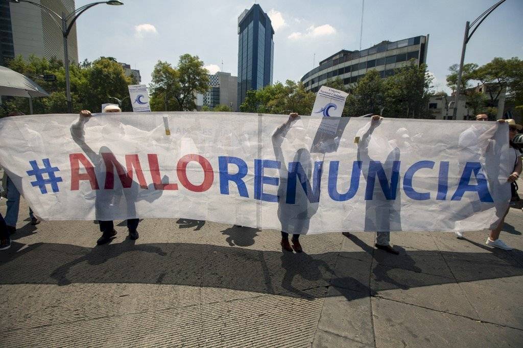 Protestan contra López Obrador en México