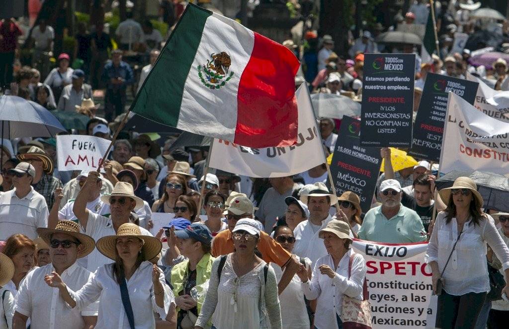 Protestan contra López Obrador en México