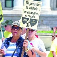 Junta alcanza acuerdo con Asociación de Maestros que altera el plan de pensiones