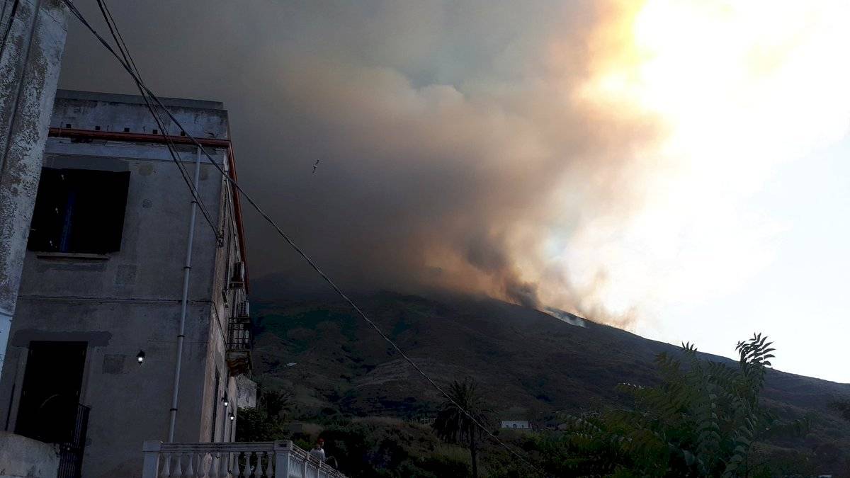 vulcao stromboli